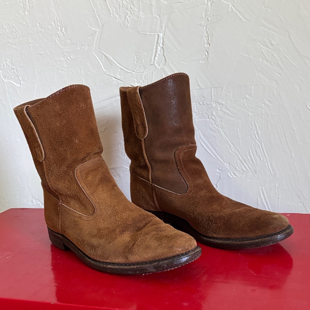Brown Suede Short Cowboy Boots